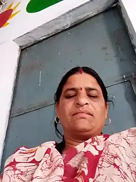 Snapshot of CUTE_Ishpa chatting on 02.06.26 CUTE Ishpa online show from 02.06.26