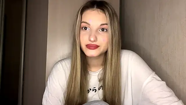 Snapshot of EmllyLighty chatting on 01.10.26 EmllyLighty online show from 01.10.26