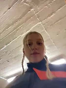 EmmiPemmi online show from 02.17.26