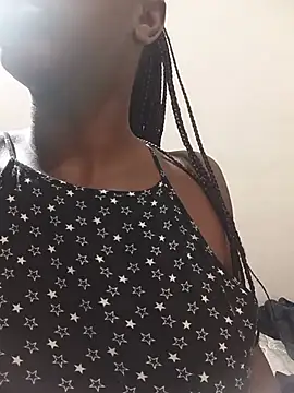 Snapshot of ShyNaughtyBabe chatting on 07.12.26 ShyNaughtyBabe online show from 07.12.26