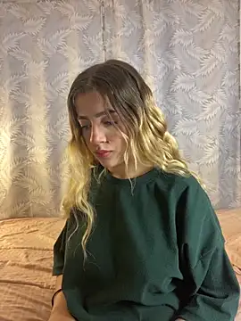 cute emmma online show from 02.04.26