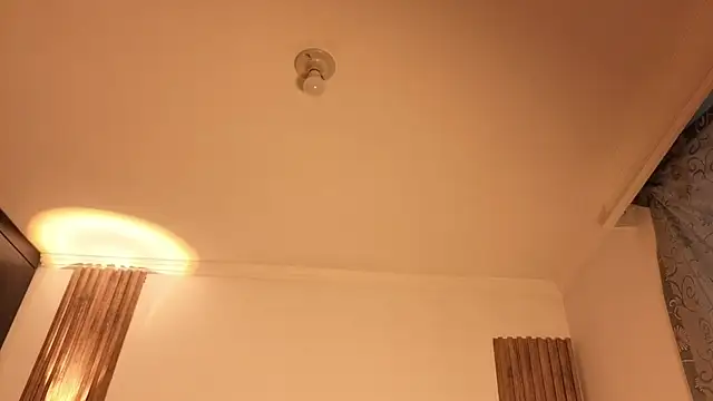 cute emmma online show from 04.17.26