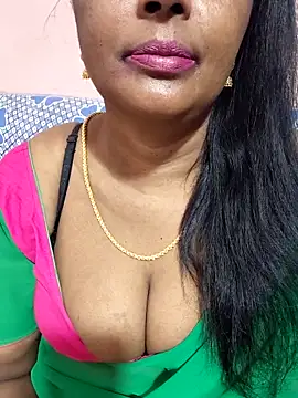 Snapshot of siri_tamiltelugu chatting on 03.17.26 siri tamiltelugu online show from 03.17.26
