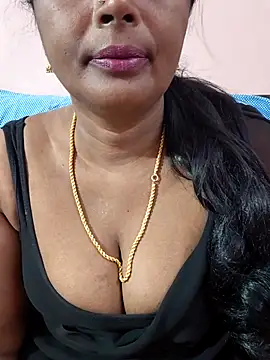 Snapshot of siri_tamiltelugu chatting on 04.16.26 siri tamiltelugu online show from 04.16.26