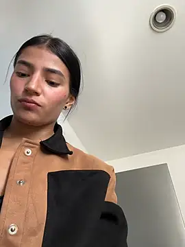 Snapshot of Ema_Rose_ chatting on 02.05.26 Ema Rose online show from 02.05.26