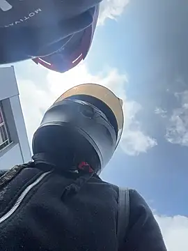 Snapshot of Ema_Rose_ chatting on 02.16.26 Ema Rose online show from 02.16.26