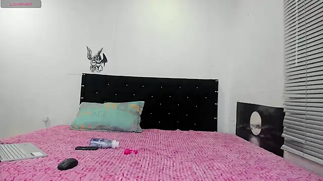 richblack01 online show from 05.26.26