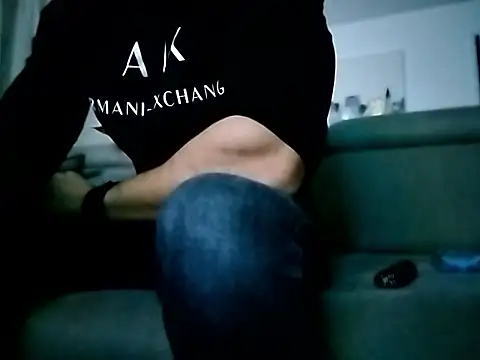 Snapshot of InorderOverturn chatting on 01.12.26 InorderOverturn online show from 01.12.26