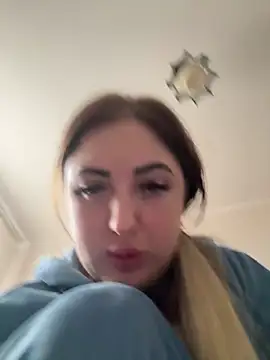 merabel1995 online show from 12.22.25