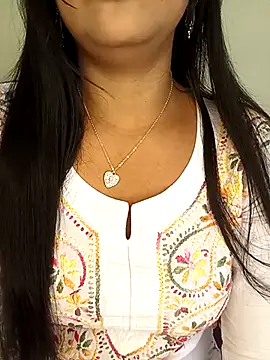 Deshi bhabhi143 online show from 05.15.26