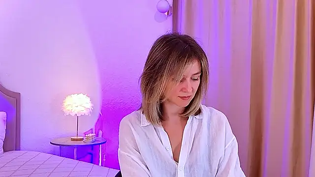 EmeraldGlow online show from 02.08.26