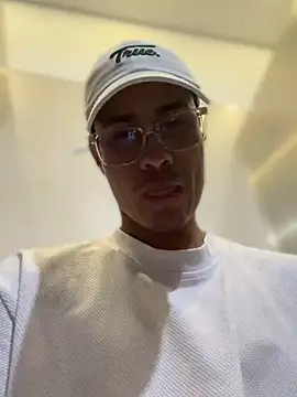 Latin Paisa Boy online show from 04.08.26