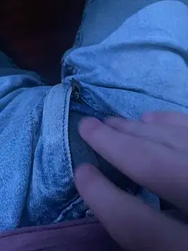 LittleGuy 2007 online show from 04.22.26