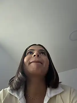 Irina Velvett online show from 07.04.26