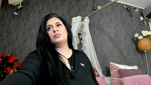 NayaNoirX online show from 01.09.26