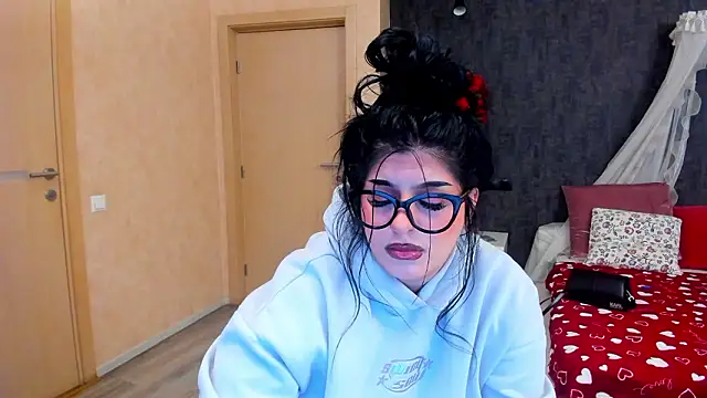 NayaNoirX online show from 03.05.26