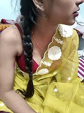 Yours-Zeenat online show from 02.07.26