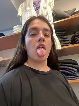 Snapshot of lele202526 chatting on 03.12.26 lele202526 online show from 03.12.26