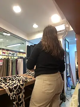 Snapshot of lele202526 chatting on 04.14.26 lele202526 online show from 04.14.26