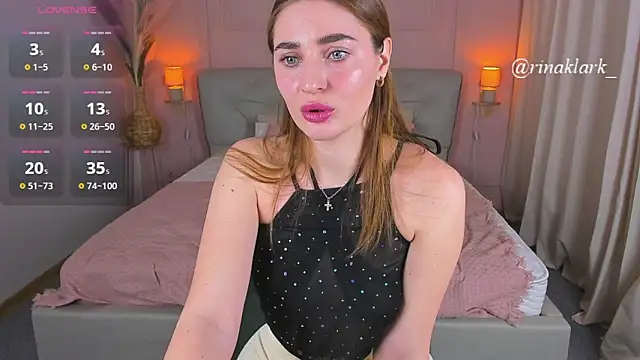 Snapshot of RinaKlark chatting on 02.20.26 RinaKlark online show from 02.20.26