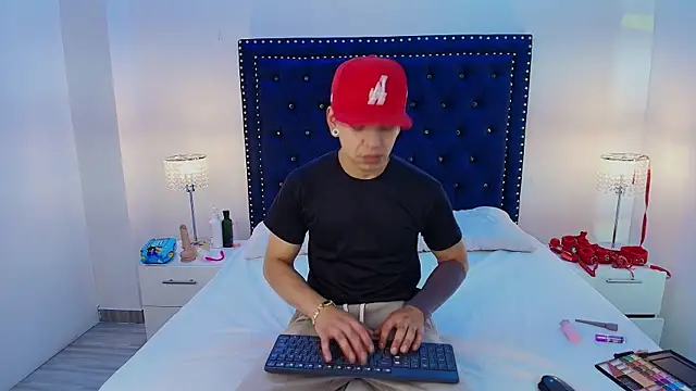 Jaden and sofia online show from 05.09.26