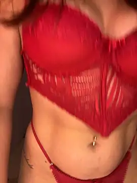Snapshot of Isisbennett chatting on 04.29.26 Isisbennett online show from 04.29.26