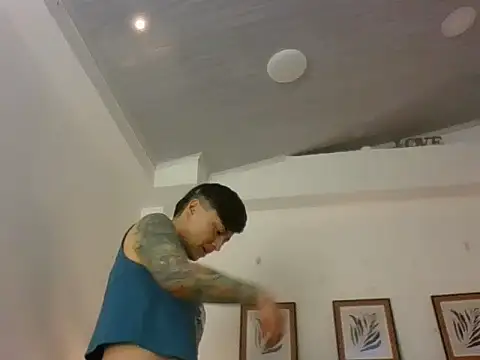 Snapshot of kat_paradise chatting on 02.26.26 kat paradise online show from 02.26.26