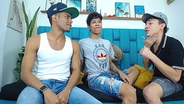 Interracial Snow Bunny online show from 03.26.26