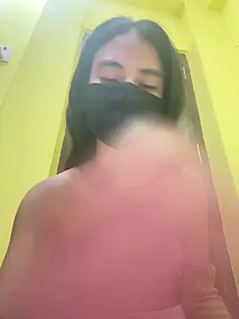 Snapshot of Beauty-pi chatting on 04.15.26 Beauty-pi online show from 04.15.26