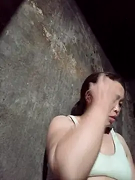 dakota-kis online show from 04.05.26