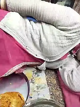 Snapshot of hornycouple20000 chatting on 02.28.26 hornycouple20000 online show from 02.28.26