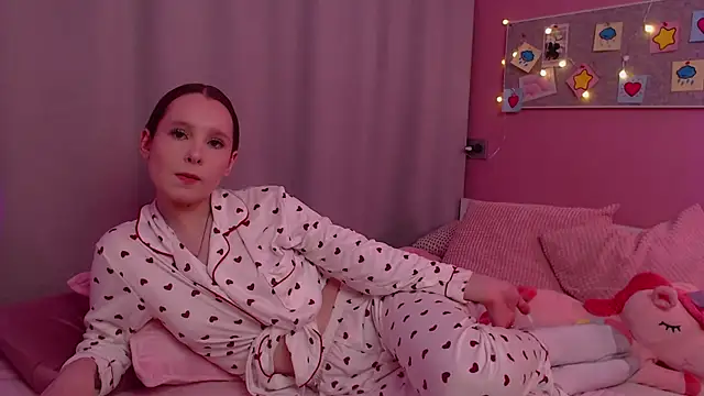 Haya Harareet online show from 04.09.26