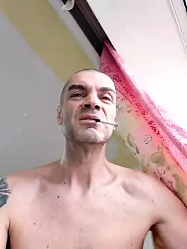 Snapshot of SIRMASTERPORNO chatting on 01.11.26 SIRMASTERPORNO online show from 01.11.26