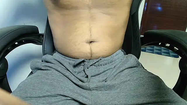 KneelForAlpha online show from 04.08.26