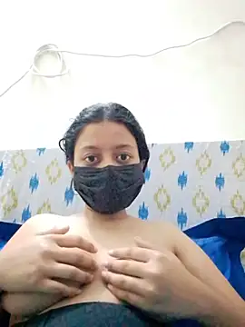 Snapshot of himu30283 chatting on 03.08.26 himu30283 online show from 03.08.26