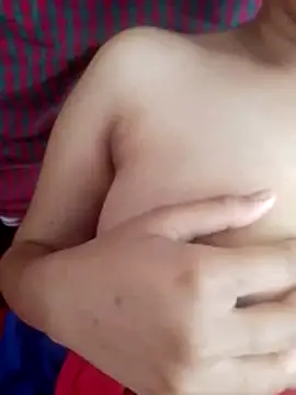 Snapshot of himu30283 chatting on 03.10.26 himu30283 online show from 03.10.26