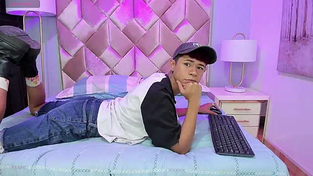 Snapshot of Dante_x06 chatting on 01.06.26 Dante x06 online show from 01.06.26