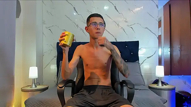 asher lux online show from 02.20.26