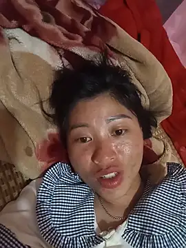 Snapshot of Hiniyk2 chatting on 05.23.26 Hiniyk2 online show from 05.23.26