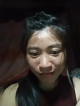 Snapshot of Hiniyk2 chatting on 05.25.26 Hiniyk2 online show from 05.25.26