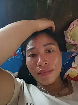 Snapshot of Hiniyk2 chatting on 07.17.26 Hiniyk2 online show from 07.17.26