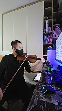 Snapshot of OnlyHand9x chatting on 02.10.26 OnlyHand9x online show from 02.10.26