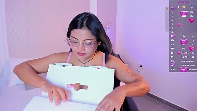 nina desire  online show from 03.03.26