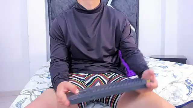 Snapshot of Liam_saint chatting on 02.14.26 Liam saint online show from 02.14.26