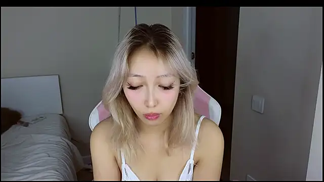 jasmilee online show from 04.01.26