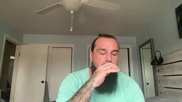 alphareign85 online show from 01.10.26