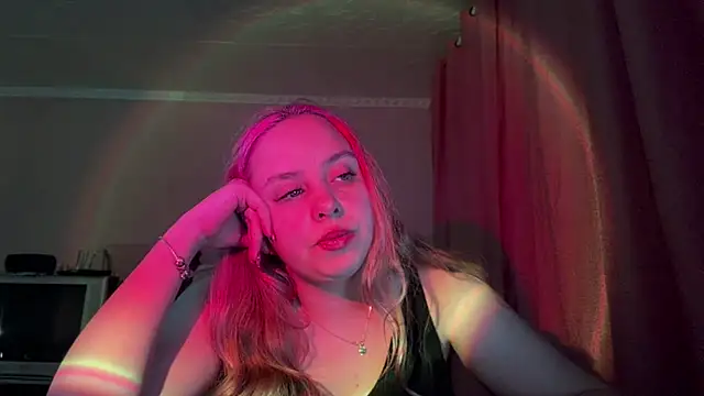 ZoraDearmon online show from 01.12.26