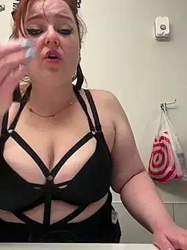 KittyCreamKisses online show from 02.13.26