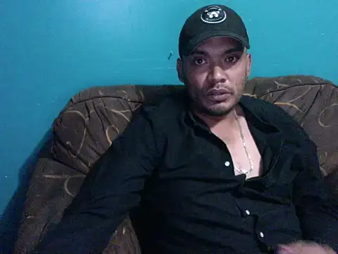 latinomoreno95 online show from 02.26.26