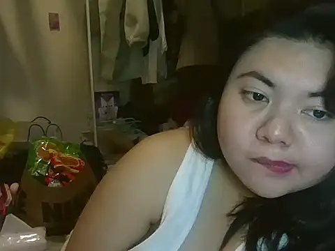 Snapshot of Allie_143 chatting on 02.27.26 Allie 143 online show from 02.27.26